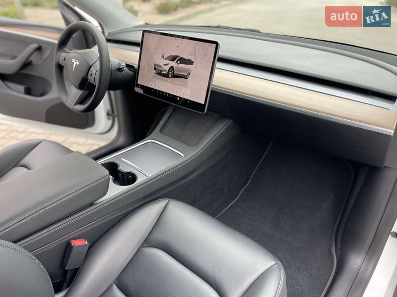 Внедорожник / Кроссовер Tesla Model Y 2023 в Одессе