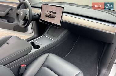 Внедорожник / Кроссовер Tesla Model Y 2023 в 
