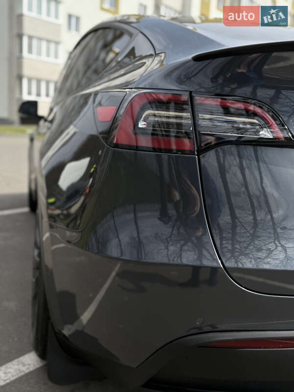 Внедорожник / Кроссовер Tesla Model Y 2021 в Виннице
