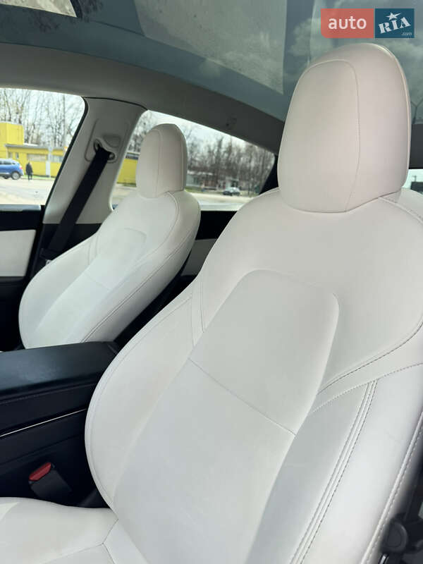 Внедорожник / Кроссовер Tesla Model Y 2020 в Харькове