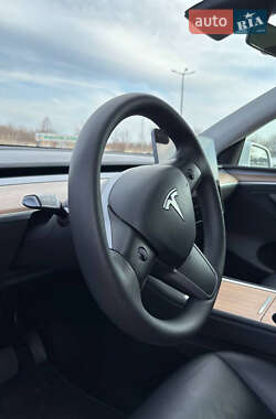 Внедорожник / Кроссовер Tesla Model Y 2023 в 
