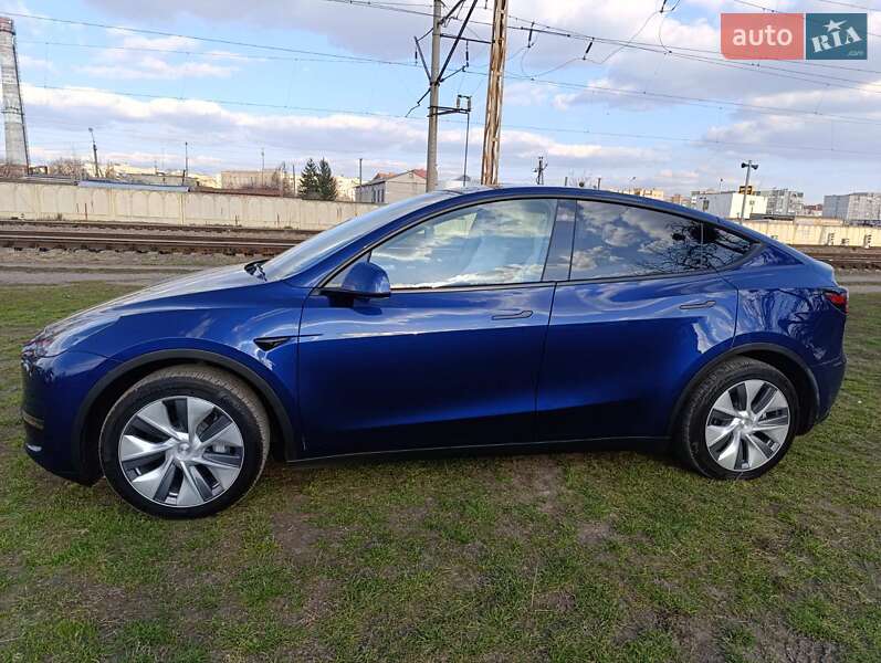 Внедорожник / Кроссовер Tesla Model Y 2023 в Луцке фото 3 Внедорожник / Кроссовер Tesla Model Y 2023 в Луцке