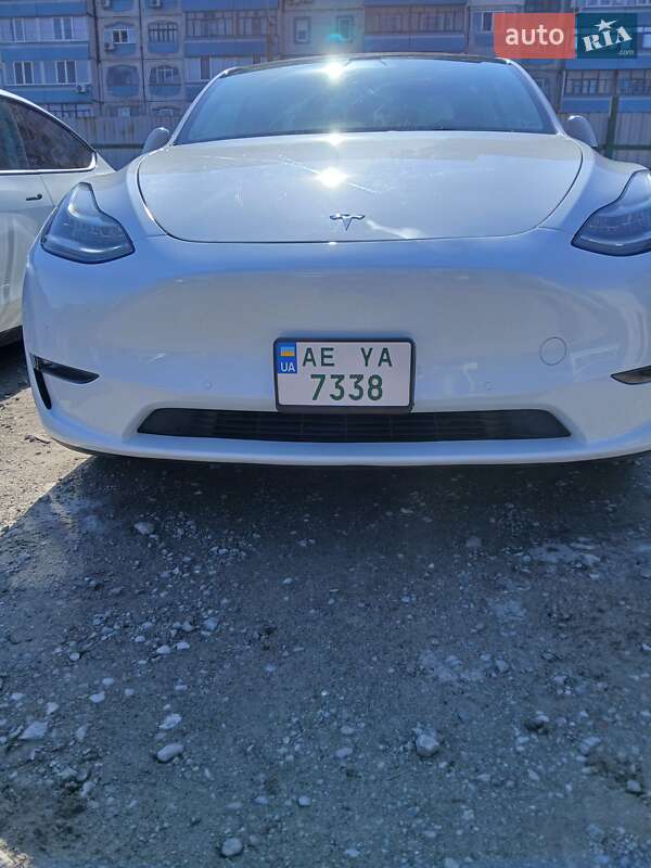 Позашляховик / Кросовер Tesla Model Y 2021 в 