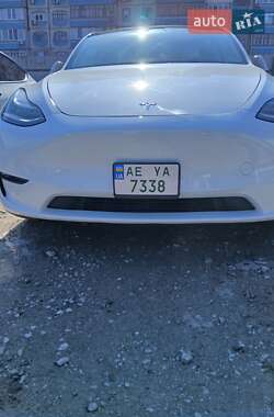 Позашляховик / Кросовер Tesla Model Y 2021 в 