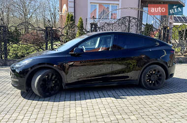 Позашляховик / Кросовер Tesla Model Y 2023 в 