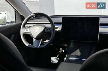 Позашляховик / Кросовер Tesla Model Y 2022 в 