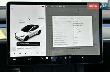Позашляховик / Кросовер Tesla Model Y 2022 в 