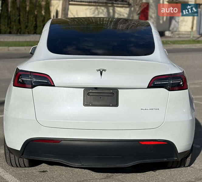 Внедорожник / Кроссовер Tesla Model Y 2022 в Киеве