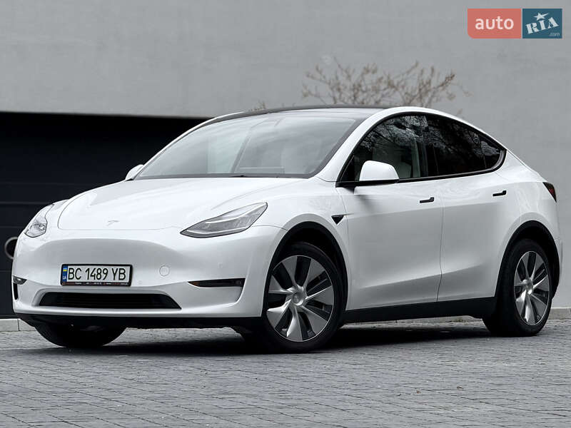 Tesla Model Y 2021