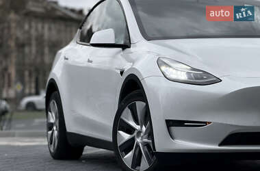 Внедорожник / Кроссовер Tesla Model Y 2021 в Львове