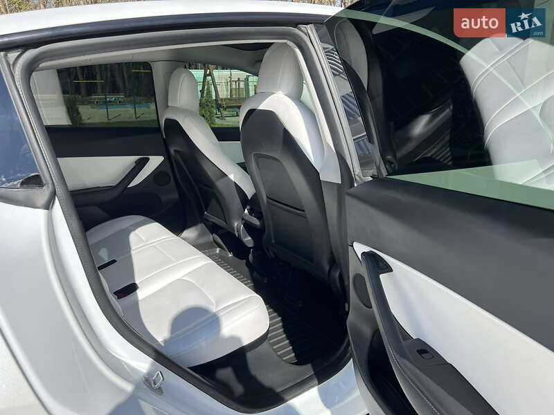 Внедорожник / Кроссовер Tesla Model Y 2021 в Львове фото 13 Внедорожник / Кроссовер Tesla Model Y 2021 в Львове
