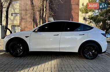 Внедорожник / Кроссовер Tesla Model Y 2022 в 
