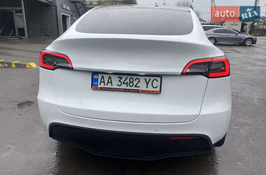 Внедорожник / Кроссовер Tesla Model Y 2020 в Киеве