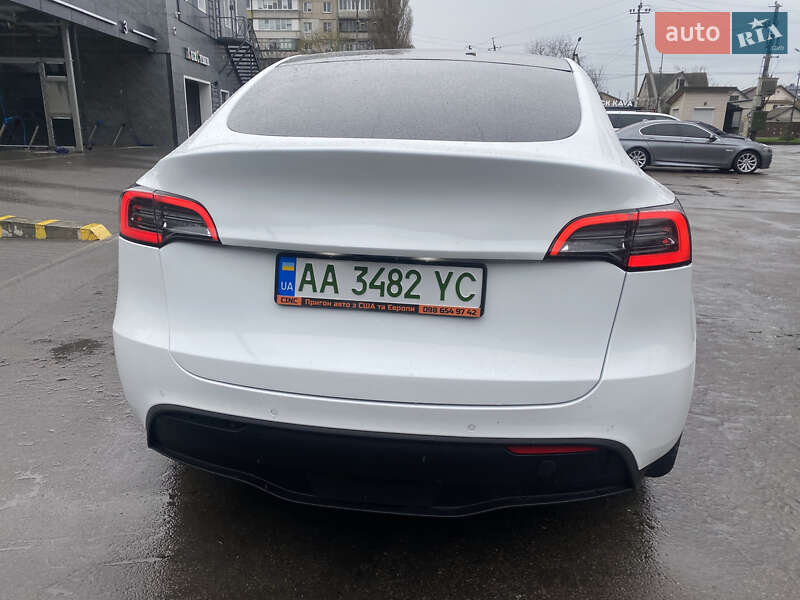 Позашляховик / Кросовер Tesla Model Y 2020 в Києві