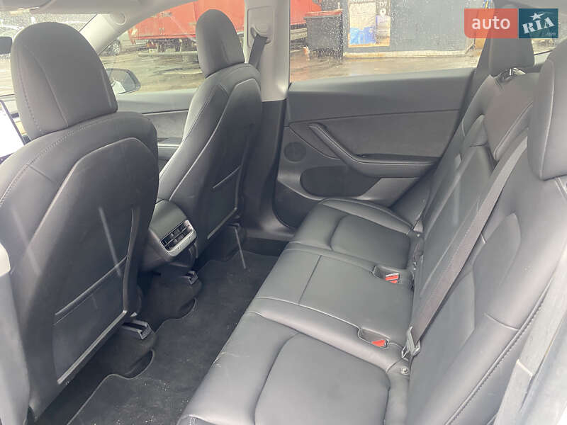 Позашляховик / Кросовер Tesla Model Y 2020 в Києві