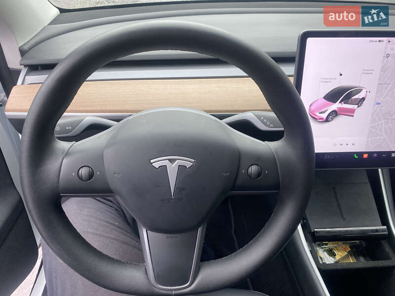 Позашляховик / Кросовер Tesla Model Y 2020 в Києві