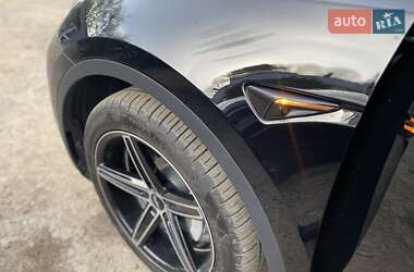 Внедорожник / Кроссовер Tesla Model Y 2020 в 