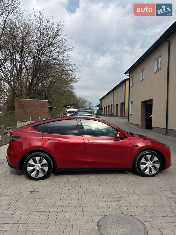 Внедорожник / Кроссовер Tesla Model Y 2023 в Збараже