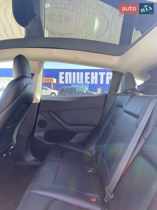Позашляховик / Кросовер Tesla Model Y 2022 в Тернополі