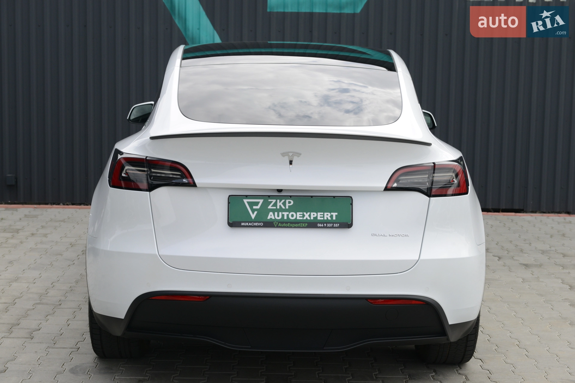 2022 Tesla Model Y - мініатюра 9