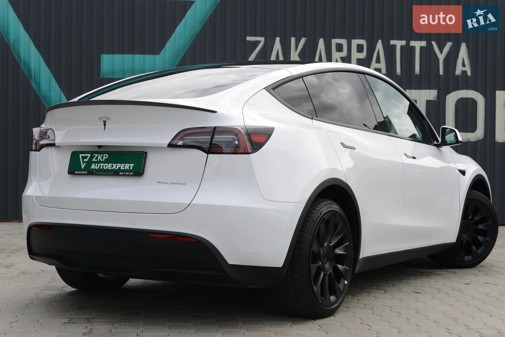 2022 Tesla Model Y - мініатюра 10