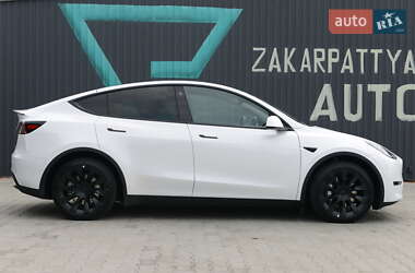 Внедорожник / Кроссовер Tesla Model Y 2022 в 