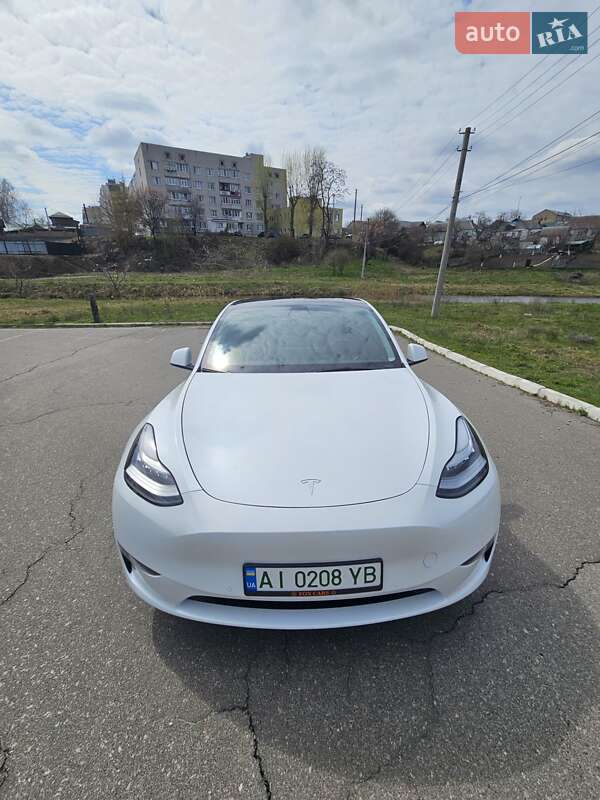 Внедорожник / Кроссовер Tesla Model Y 2022 в Киеве