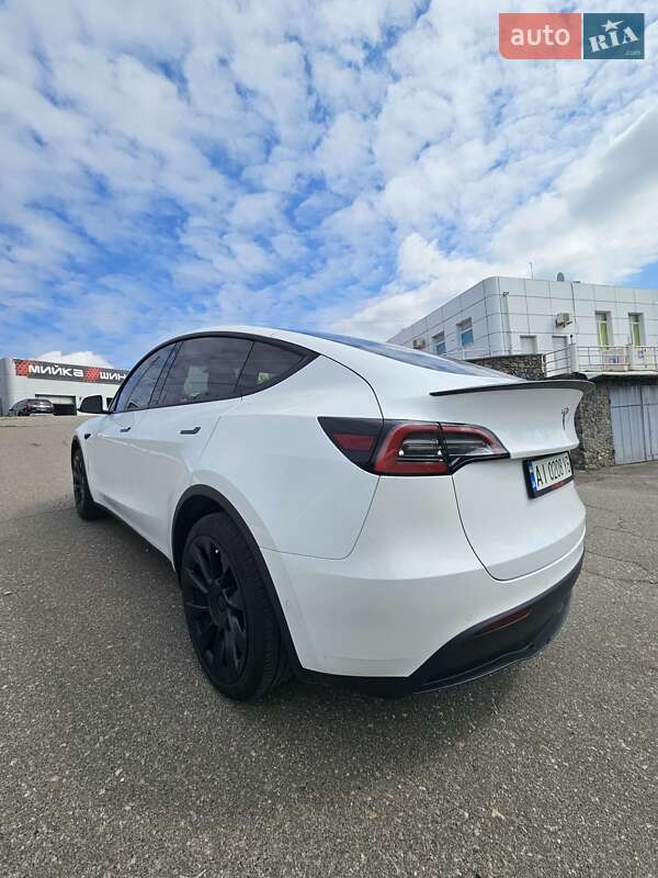 Внедорожник / Кроссовер Tesla Model Y 2022 в Киеве