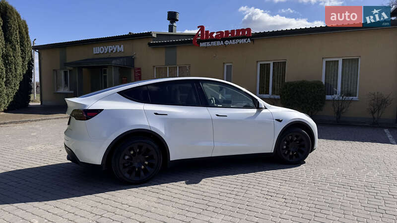Внедорожник / Кроссовер Tesla Model Y 2024 в Тернополе фото 10 Внедорожник / Кроссовер Tesla Model Y 2024 в Тернополе