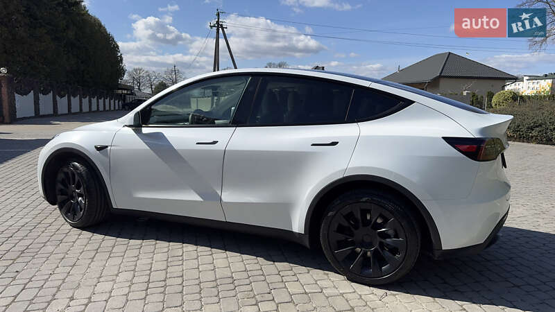 Внедорожник / Кроссовер Tesla Model Y 2024 в Тернополе фото 23 Внедорожник / Кроссовер Tesla Model Y 2024 в Тернополе