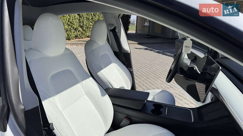 Внедорожник / Кроссовер Tesla Model Y 2024 в Тернополе фото 40 Внедорожник / Кроссовер Tesla Model Y 2024 в Тернополе