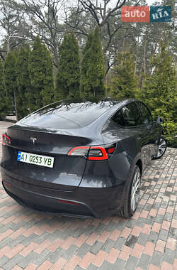 Позашляховик / Кросовер Tesla Model Y 2024 в Києві