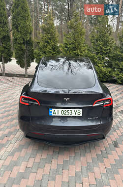Внедорожник / Кроссовер Tesla Model Y 2024 в 