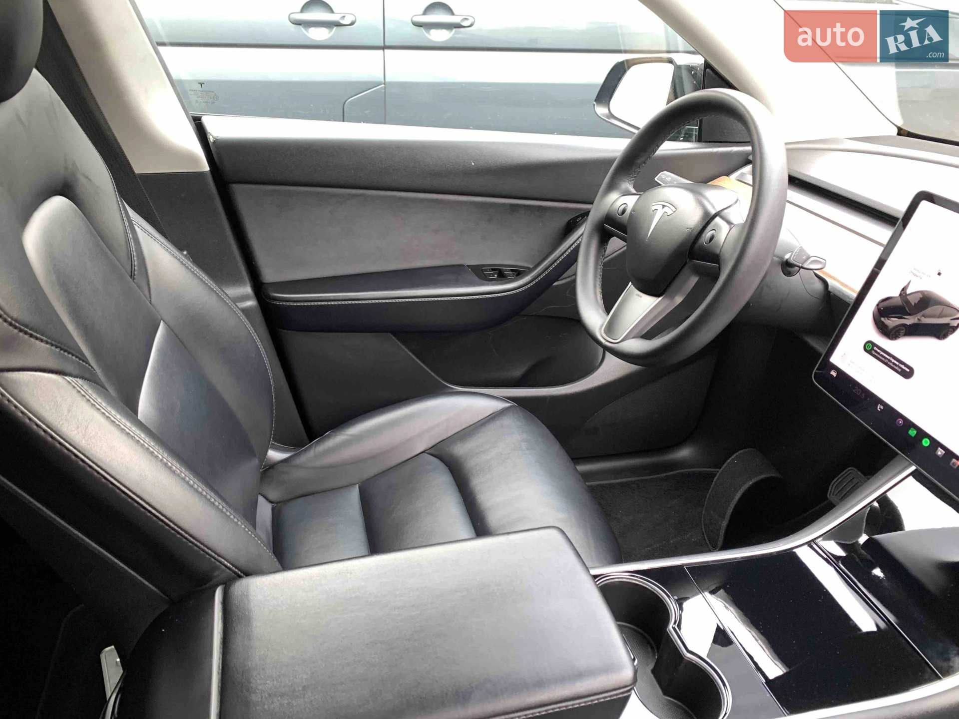 2021 Tesla Model Y - мініатюра 3