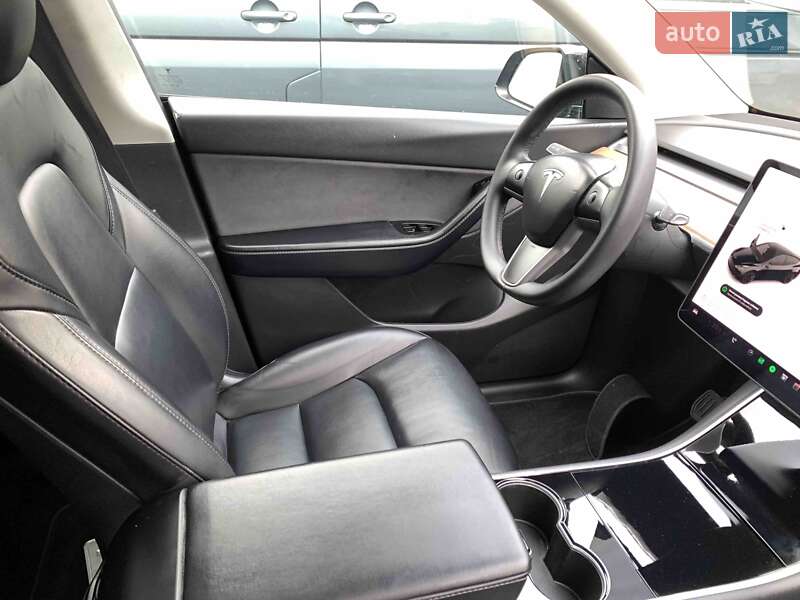 Внедорожник / Кроссовер Tesla Model Y 2021 в Харькове