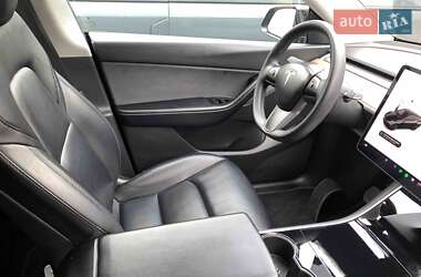 Внедорожник / Кроссовер Tesla Model Y 2021 в 