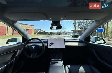 Внедорожник / Кроссовер Tesla Model Y 2021 в 