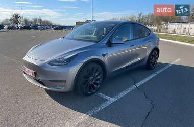 Позашляховик / Кросовер Tesla Model Y 2023 в Києві