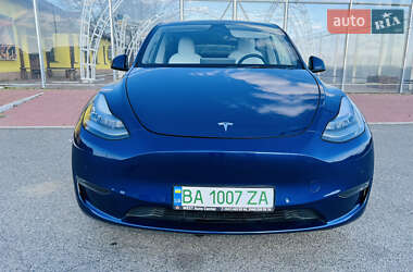 Внедорожник / Кроссовер Tesla Model Y 2021 в 