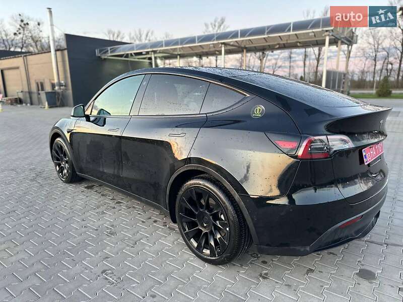 Внедорожник / Кроссовер Tesla Model Y 2021 в Кагарлыке