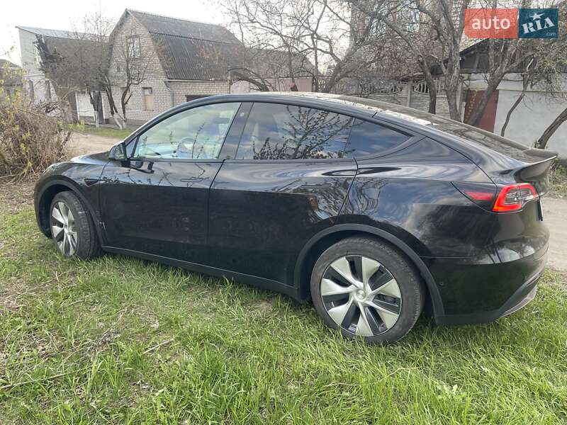 Внедорожник / Кроссовер Tesla Model Y 2021 в Харькове