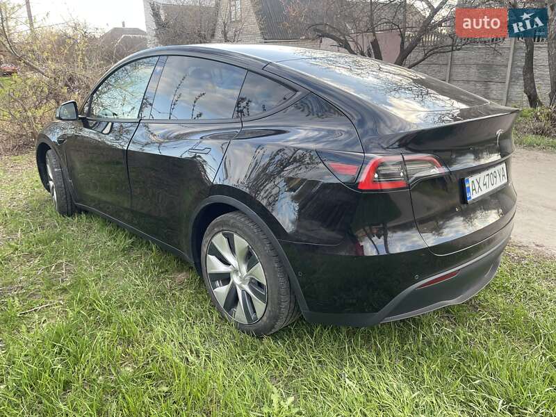 Внедорожник / Кроссовер Tesla Model Y 2021 в Харькове