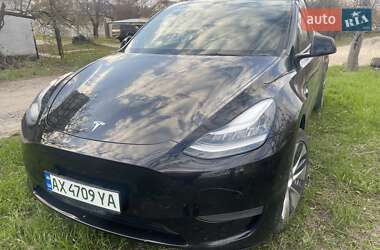 Внедорожник / Кроссовер Tesla Model Y 2021 в 