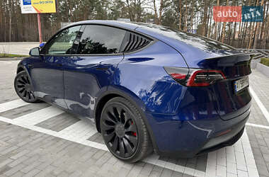 Внедорожник / Кроссовер Tesla Model Y 2023 в 