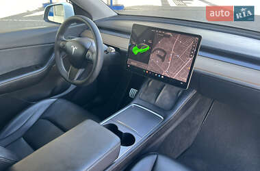 Внедорожник / Кроссовер Tesla Model Y 2021 в 