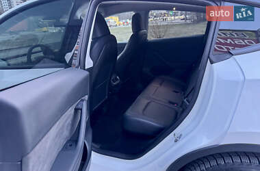 Внедорожник / Кроссовер Tesla Model Y 2022 в 