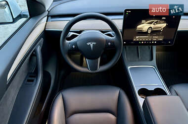 Внедорожник / Кроссовер Tesla Model Y 2022 в 