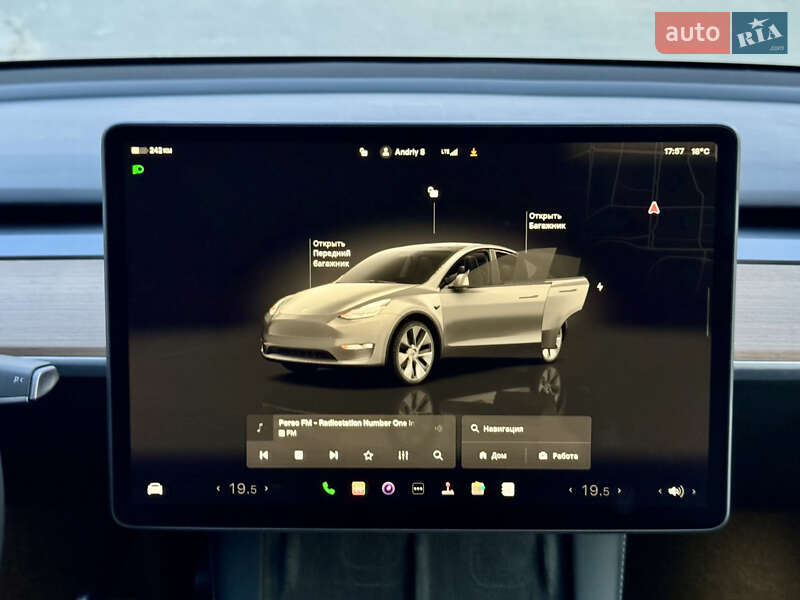 Позашляховик / Кросовер Tesla Model Y 2022 в Києві