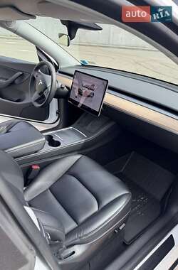 Внедорожник / Кроссовер Tesla Model Y 2022 в 