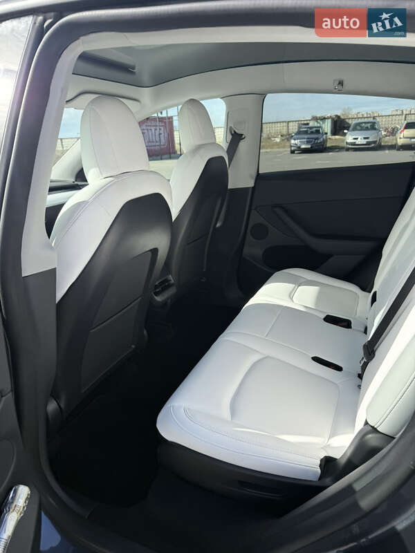 Внедорожник / Кроссовер Tesla Model Y 2022 в Софиевской Борщаговке